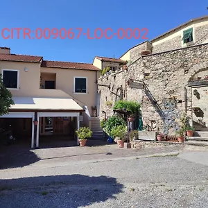 https://locanda-ca-de-rusitta.hotelitalianriviera.com