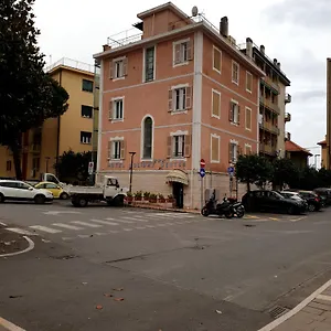 https://piccolo-holiday-center.hotelitalianriviera.com